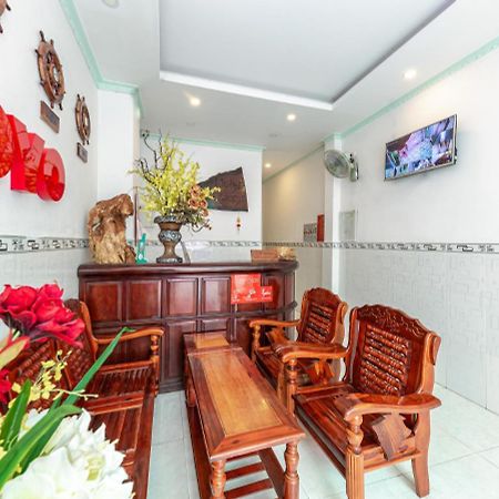 Oyo 828 Hoa Giay Hotel Nha Trang Exteriér fotografie